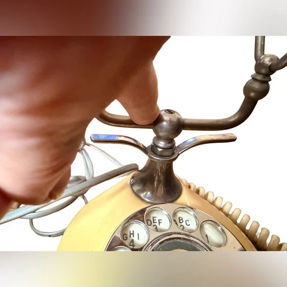 Retro Yellow Rotary-Style Corded Telephone - Picture 3 of 8
